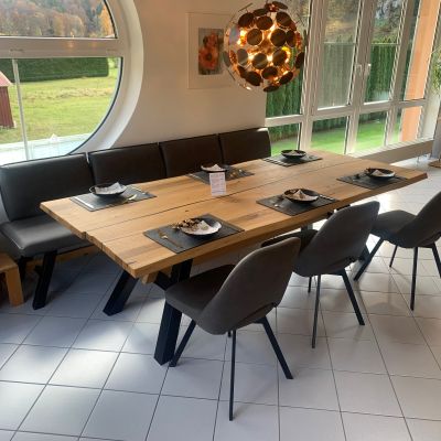 Eiche Massiv Tisch mit Holzfällerkante