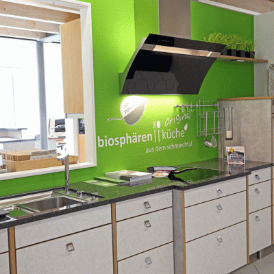 Schreinerei KIEM - Biosphärenküche in Stollenbauweise, mit Kopffrei-Dunstabzugshaube